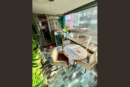 Apartamento para alugar com 140m², 4 quartos e 2 vagasVaranda da Sala