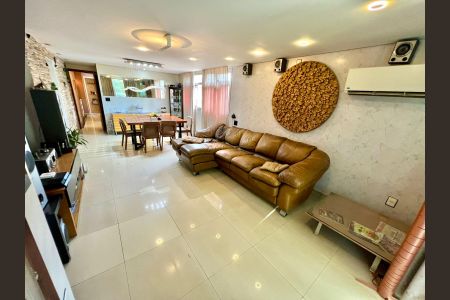 Apartamento para alugar com 140m², 4 quartos e 2 vagasSala