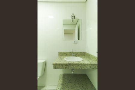 Studio para alugar com 32m², 1 quarto e sem vaga Studio para alugar com 32m², 1 quarto e sem vagaBanheiro