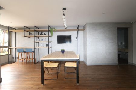 Apartamento à venda com 50m², 2 quartos e 1 vagaÁrea comum 