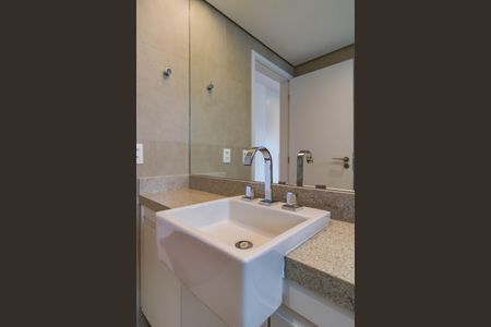 Apartamento para alugar com 145m², 3 quartos e 2 vagasBanheiro Suíte 3