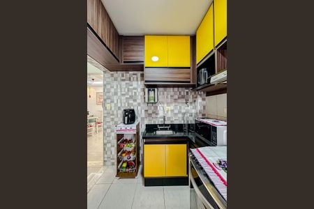 Apartamento para alugar com 87m², 3 quartos e sem vagaCozinha