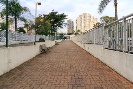 Apartamento para alugar com 43m², 2 quartos e 1 vaga Apartamento para alugar com 43m², 2 quartos e 1 vagaVista da Rua