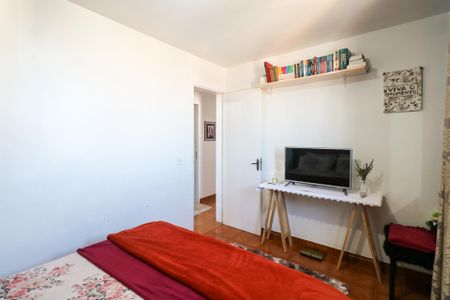 Apartamento à venda com 75m², 3 quartos e 1 vagaQuarto 2