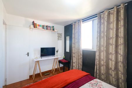 Apartamento à venda com 75m², 3 quartos e 1 vagaQuarto 2