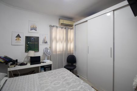 Casa à venda com 286m², 3 quartos e 3 vagas Casa à venda com 286m², 3 quartos e 3 vagasQuarto 3