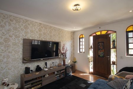 Casa à venda com 286m², 3 quartos e 3 vagas Casa à venda com 286m², 3 quartos e 3 vagasSala