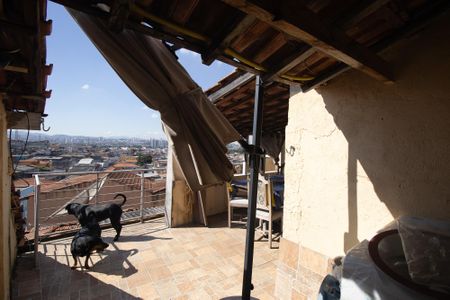 Casa à venda com 286m², 3 quartos e 3 vagas Casa à venda com 286m², 3 quartos e 3 vagasQuintal