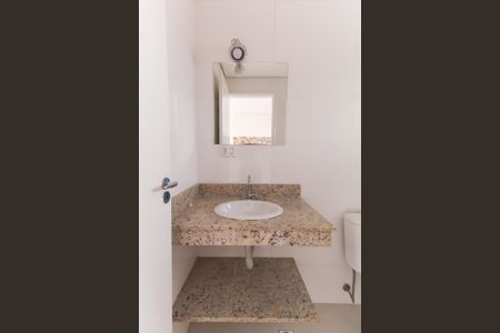 Studio para alugar com 27m², 1 quarto e sem vaga Studio para alugar com 27m², 1 quarto e sem vagaBanheiro