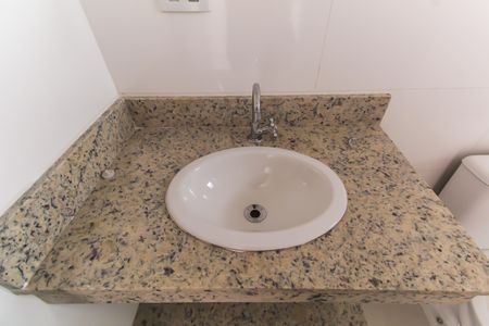 Studio para alugar com 27m², 1 quarto e sem vaga Studio para alugar com 27m², 1 quarto e sem vagaBanheiro