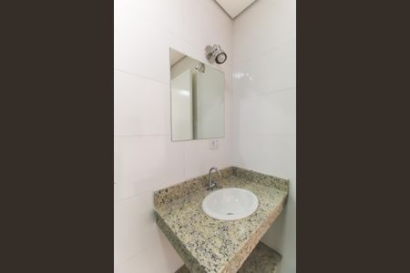 Studio para alugar com 27m², 1 quarto e sem vaga Studio para alugar com 27m², 1 quarto e sem vagaBanheiro