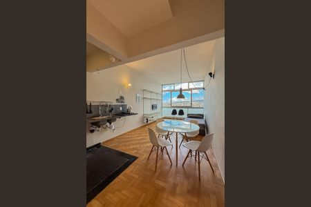 Studio à venda com 73m², 1 quarto e sem vagaSala