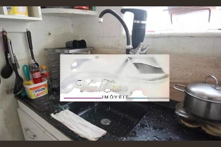 Casa à venda com 140m², 2 quartos e sem vaga