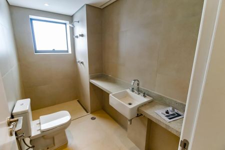 Apartamento para alugar com 142m², 2 quartos e 2 vagasBanheiro da Suíte 2