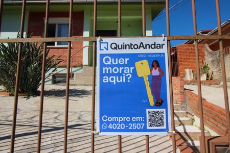 Casa à venda com 150m², 3 quartos e 2 vagasFachada e placa