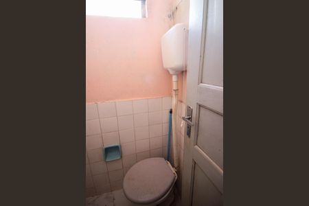 Casa à venda com 150m², 3 quartos e 2 vagasBanheiro da Suíte