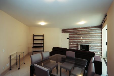 Apartamento à venda com 110m², 3 quartos e 3 vagasSala