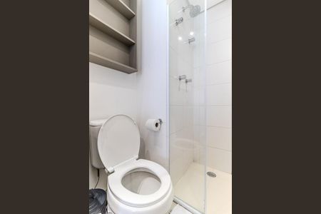 Studio à venda com 31m², 1 quarto e 1 vaga Studio à venda com 31m², 1 quarto e 1 vagaBanheiro