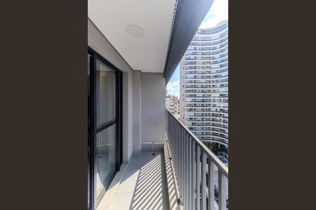 Studio à venda com 31m², 1 quarto e 1 vaga Studio à venda com 31m², 1 quarto e 1 vagaVaranda