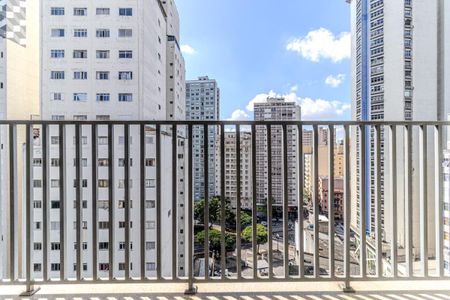 Studio à venda com 31m², 1 quarto e 1 vaga Studio à venda com 31m², 1 quarto e 1 vagaVaranda