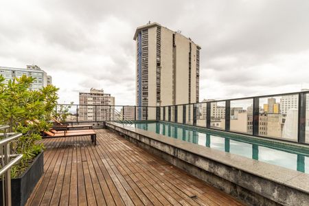 Studio à venda com 31m², 1 quarto e 1 vagaPiscina