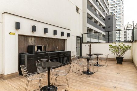 Studio à venda com 31m², 1 quarto e 1 vagaChurrasqueira