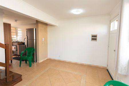 Casa de condomínio à venda com 73m², 3 quartos e 1 vagaSala