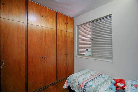 Apartamento à venda com 100m², 3 quartos e 1 vagaQuarto 2