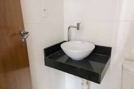 Apartamento para alugar com 49m², 2 quartos e sem vagaBanheiro