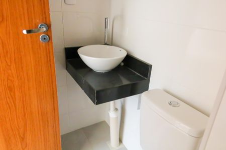 Apartamento para alugar com 49m², 2 quartos e sem vagaBanheiro