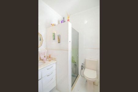 Casa à venda com 209m², 3 quartos e 4 vagas