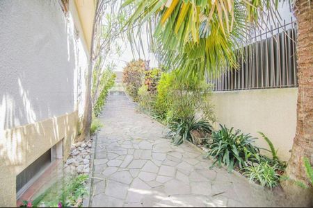 Casa à venda com 209m², 3 quartos e 4 vagas