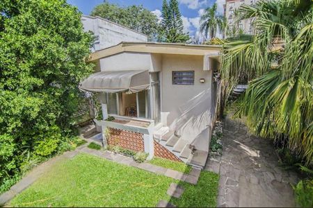 Casa à venda com 209m², 3 quartos e 4 vagas