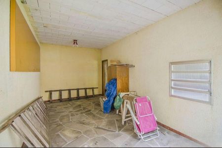 Casa à venda com 209m², 3 quartos e 4 vagas