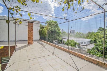 Casa à venda com 209m², 3 quartos e 4 vagas