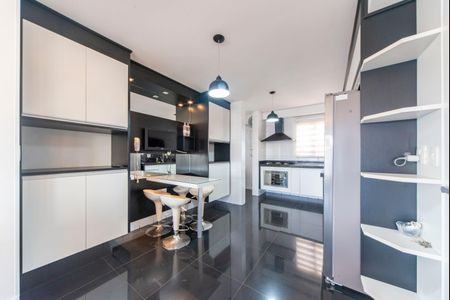 Apartamento para alugar com 128m², 3 quartos e 3 vagas Apartamento para alugar com 128m², 3 quartos e 3 vagasCozinha