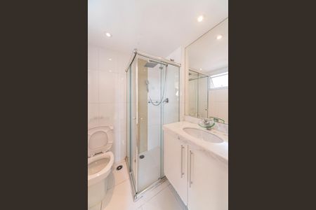 Apartamento para alugar com 128m², 3 quartos e 3 vagas Apartamento para alugar com 128m², 3 quartos e 3 vagasBanheiro da Suíte 2