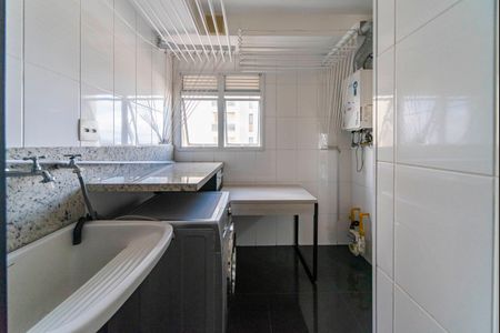 Apartamento para alugar com 128m², 3 quartos e 3 vagas Apartamento para alugar com 128m², 3 quartos e 3 vagasÁrea de Serviço