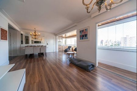 Apartamento para alugar com 128m², 3 quartos e 3 vagas Apartamento para alugar com 128m², 3 quartos e 3 vagasSala