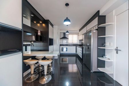 Apartamento para alugar com 128m², 3 quartos e 3 vagas Apartamento para alugar com 128m², 3 quartos e 3 vagasCozinha