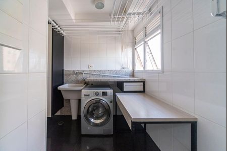 Apartamento para alugar com 128m², 3 quartos e 3 vagas Apartamento para alugar com 128m², 3 quartos e 3 vagasÁrea de Serviço