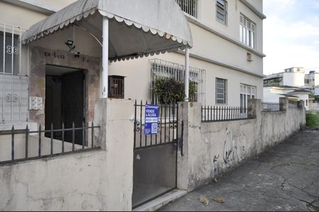 Apartamento para alugar com 64m², 2 quartos e sem vagaFachada