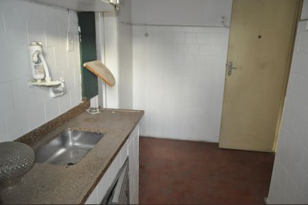 Apartamento para alugar com 64m², 2 quartos e sem vagaCozinha 