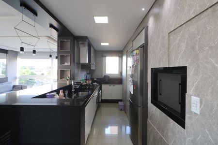 Apartamento à venda com 131m², 2 quartos e 3 vagasCozinha e Área de Serviço