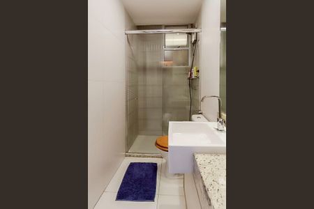 Apartamento à venda com 120m², 3 quartos e 2 vagasBanheiro 