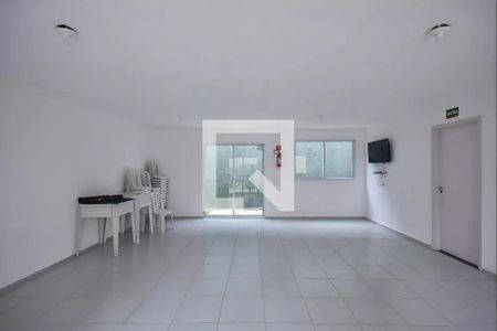 Apartamento para alugar com 39m², 1 quarto e sem vaga Apartamento para alugar com 39m², 1 quarto e sem vagaÁrea comum - Salão de festas
