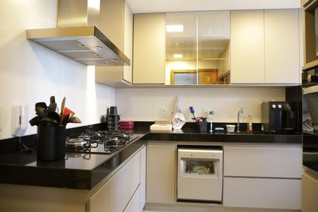 Apartamento para alugar com 110m², 3 quartos e 2 vagasCozinha