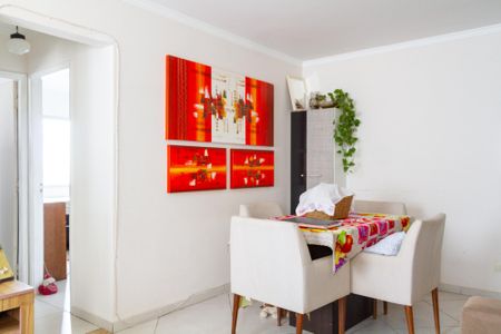 Apartamento à venda com 55m², 2 quartos e 1 vaga Apartamento à venda com 55m², 2 quartos e 1 vagaSala de Jantar