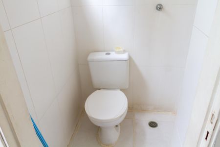 Apartamento à venda com 55m², 2 quartos e 1 vaga Apartamento à venda com 55m², 2 quartos e 1 vagaBanheiro de Serviço