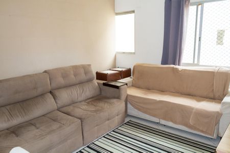 Apartamento à venda com 55m², 2 quartos e 1 vaga Apartamento à venda com 55m², 2 quartos e 1 vagaSala